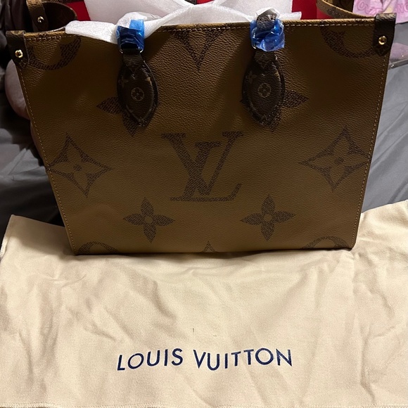 Handbag/Purse - Picture 1 of 3